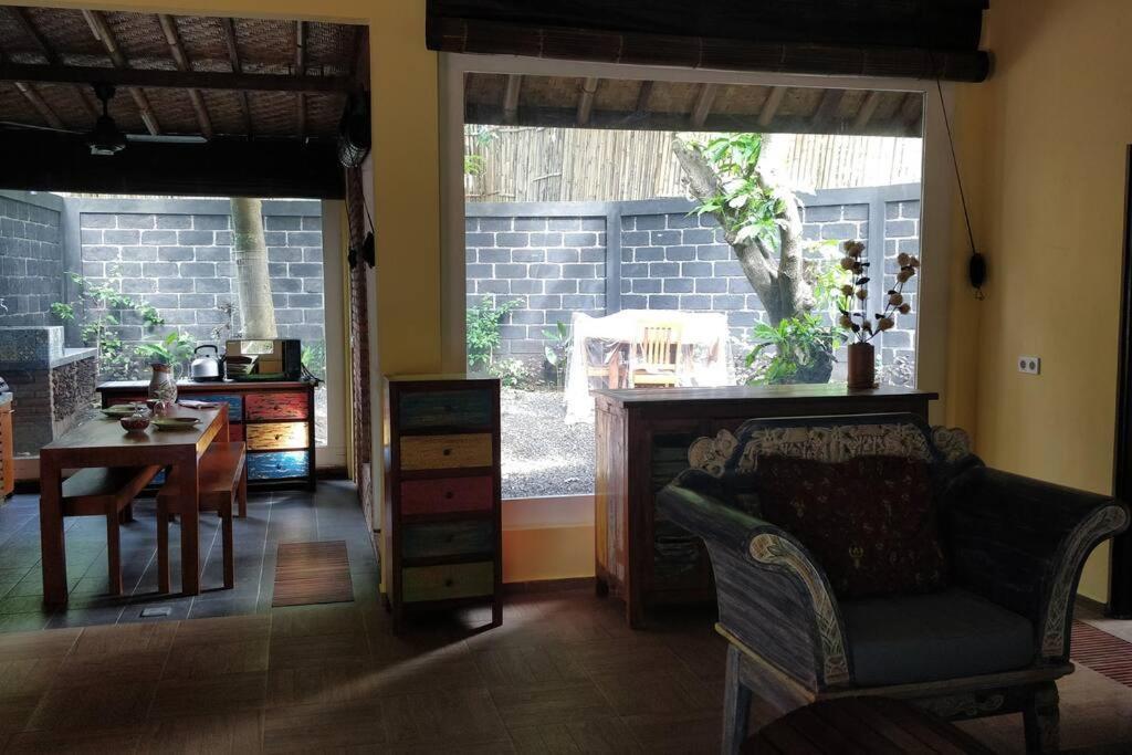 Villa King: Unique Villa With Indoor Swimming Pool アメッド エクステリア 写真