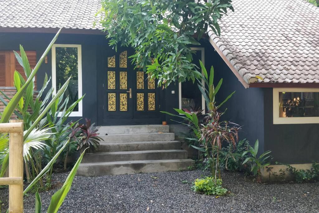 Villa King: Unique Villa With Indoor Swimming Pool アメッド エクステリア 写真